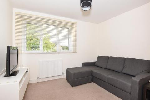 2 bedroom apartment to rent, Cavendish Drive,  Marston,  OX3
