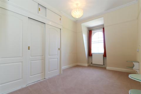 2 bedroom apartment for sale, The Cedars, Cedars Village, Chorleywood, Hertfordshire, WD3