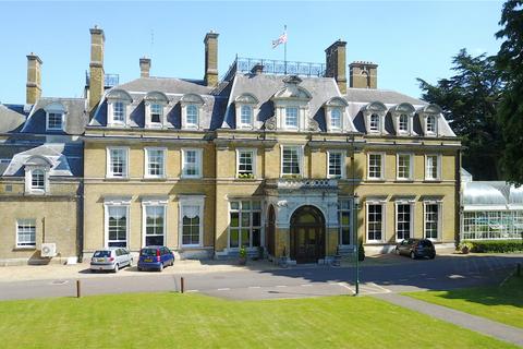 2 bedroom apartment for sale, The Cedars, Cedars Village, Chorleywood, Hertfordshire, WD3