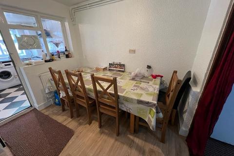56 Dudley Road, Southall, UB2 5AS