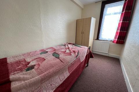 56 Dudley Road, Southall, UB2 5AS