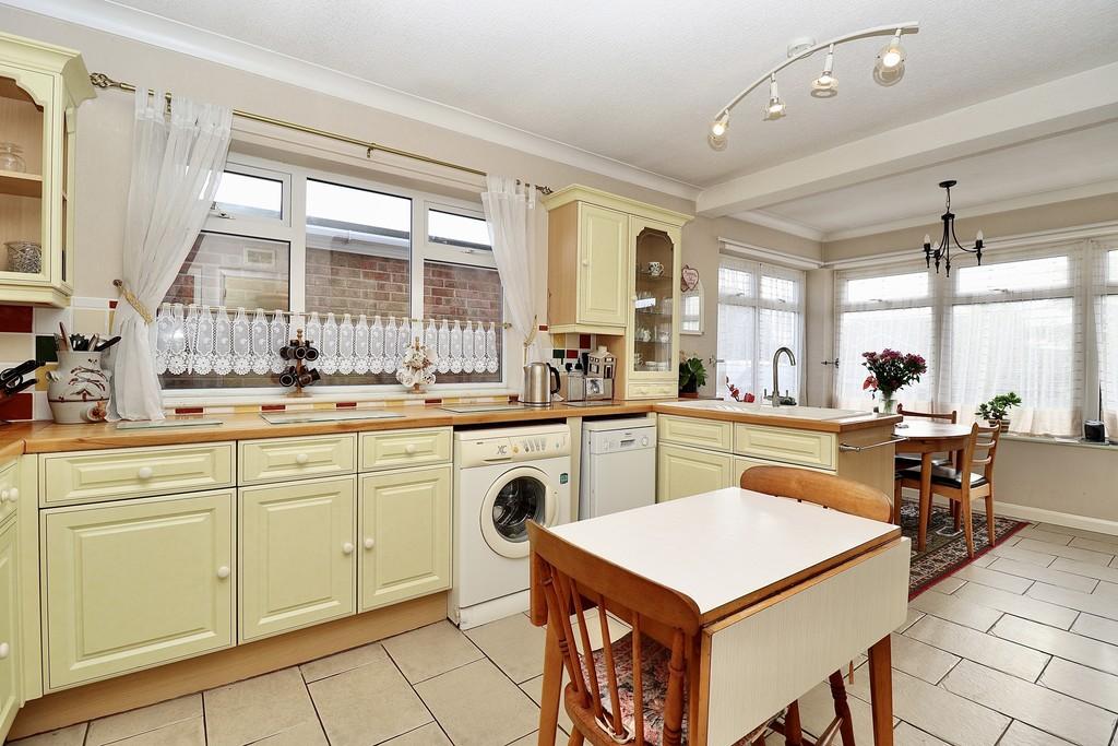 Cotgarth Lane, Willingham By Stow 2 bed detached bungalow £295,000