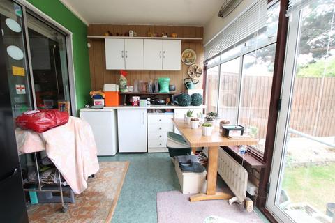 1 James Road, Dartford, DA1 3NE