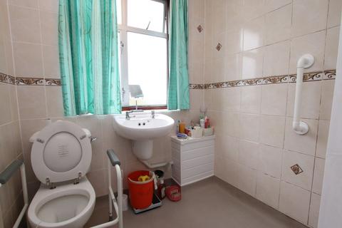 1 James Road, Dartford, DA1 3NE