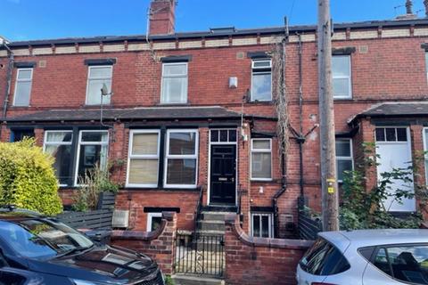 2 bedroom terraced house to rent, Mayville Street, Leeds