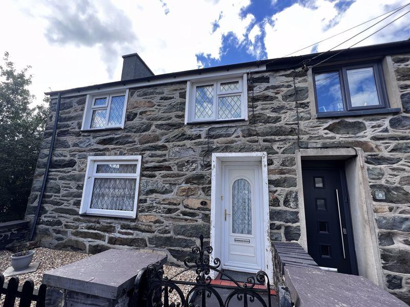 Bethesda, Gwynedd 3 bed semidetached house for sale £200,000