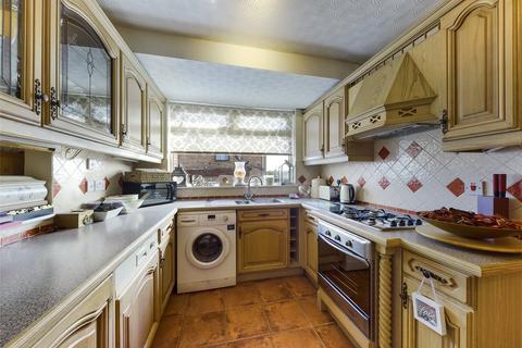 4 bedroom semi-detached house for sale - St. Abbs Close, Bradford, West Yorkshire, BD6