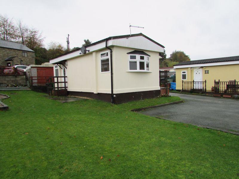 Hollingworth Lake Caravan Park. 1 bed property £500 pcm (£115 pw)
