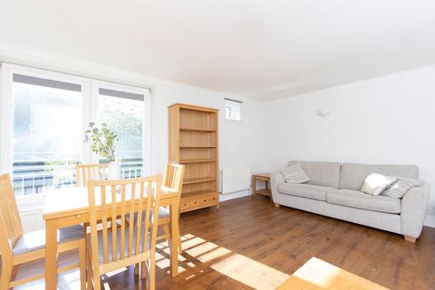 1/7 Ann Terrace, Edinburgh, EH8 8HN
