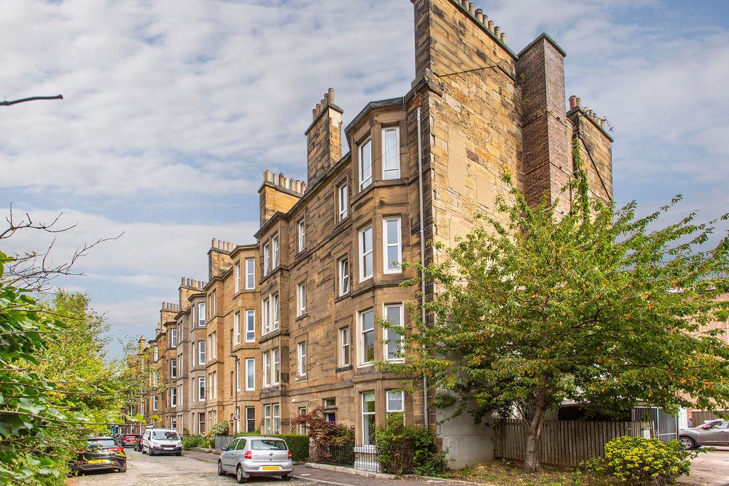 13/2 Hermand Terrace, Slateford, Edinburgh, EH11 1QZ 1 bed ground floor