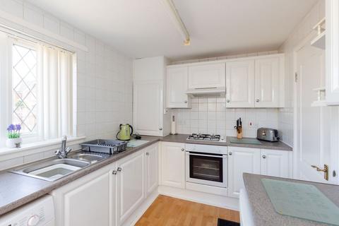 85 Blackchapel Close, Edinburgh, EH15 3SL
