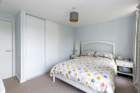 Flat 14, 4 Ropemaker Street, Edinburgh, EH6 7AN