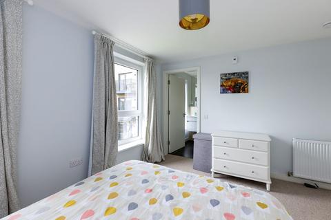 Flat 14, 4 Ropemaker Street, Edinburgh, EH6 7AN