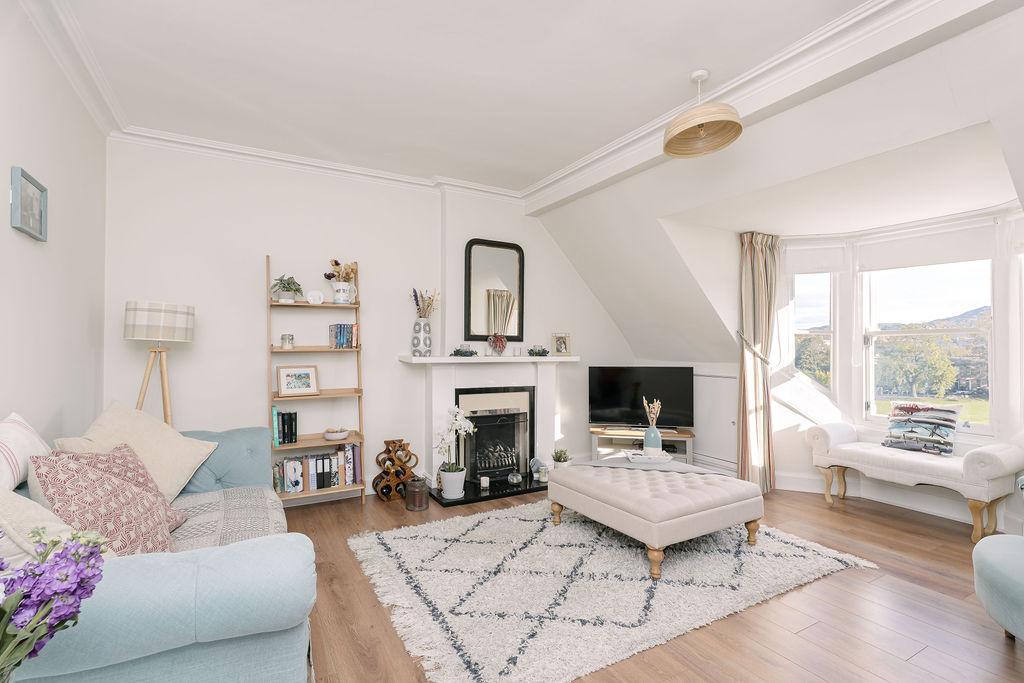 14/3 Eildon Street, Inverleith, Edinburgh, EH3 5JU 2 bed flat £395,000