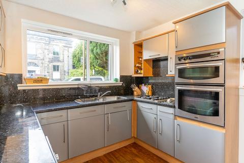 97/4 Inverleith Row, Edinburgh, EH3 5LX