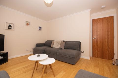 24/5 Springfield Street, Edinburgh, EH6 5DE