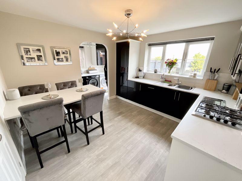 Galingale View, Newcastle 5 bed detached house for sale £350,000