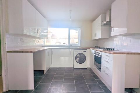 114 Hatchett Road, Feltham, TW14 8DY