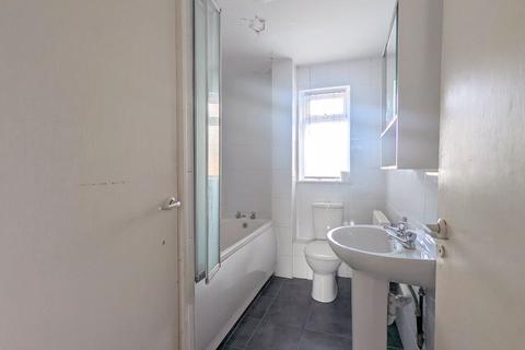 114 Hatchett Road, Feltham, TW14 8DY