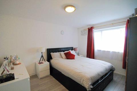 15 Melrose Close, Greenford, UB6 9TD