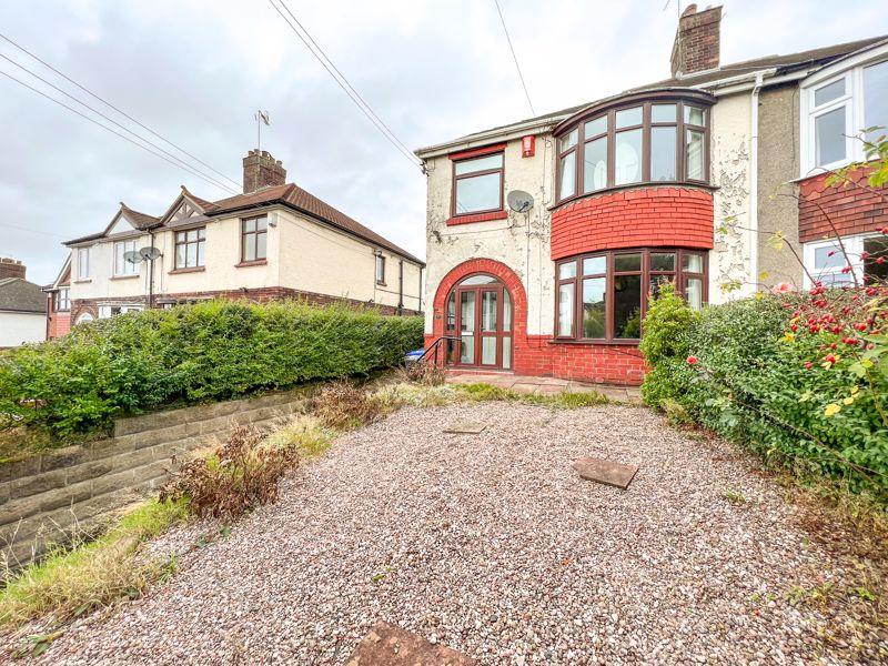 Park Lane, Knypersley. ST8 6AT 3 bed semidetached house £220,000