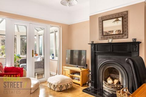 32 Hazelmere Gardens, Hornchurch, RM11 2AS
