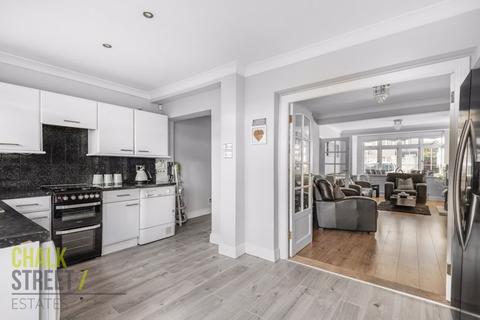 26 Jersey Road, Rainham, RM13 7DR