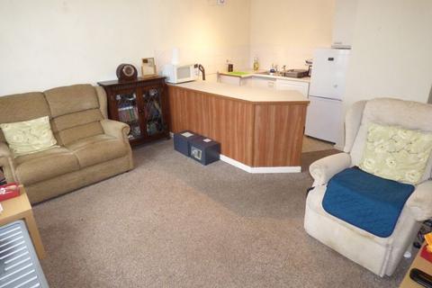 14 Frampton Road, Gloucester, GL1 5QB
