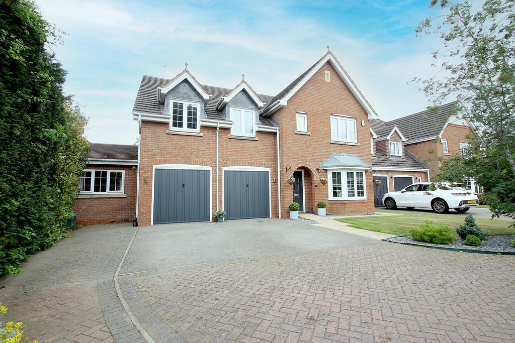 Riddings Hill, Balsall Common, Coventry, CV7 6 bed detached house £