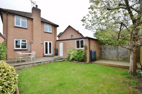 3 Astley Road, Thame, OX9 3WQ
