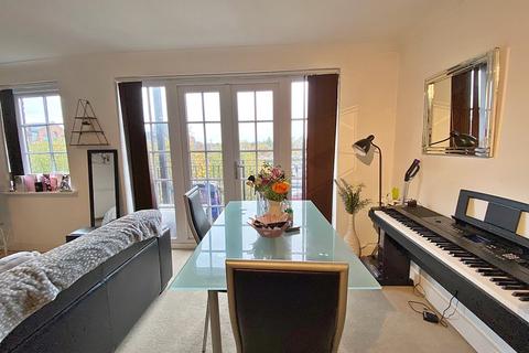 2 bedroom apartment for sale - Elphins Drive, Warrington, WA4