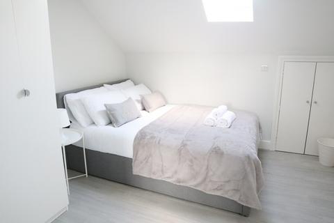 1 bedroom serviced apartment to rent, Nicholson Road, Addiscombe, CR0 6QT
