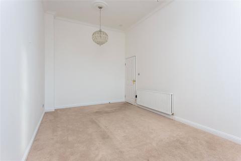 2 bedroom apartment to rent, Parklands View, Glasgow