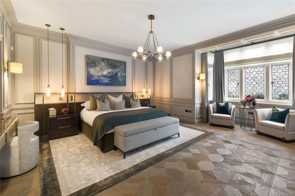 Principal Bedroom