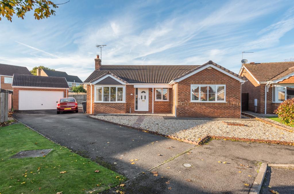 Westholm, Cherry Willingham, LN3 3 bed bungalow for sale £300,000