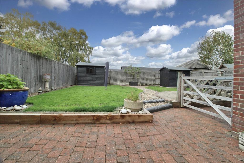 Main Road, Martlesham, Woodbridge, Suffolk, IP12 4 bed semidetached house £525,000