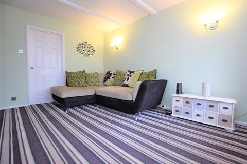 2 bedroom semi-detached house for sale - Dykes Way, Windy Nook, Gateshead, NE10