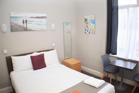 Hotel to rent - New Steine, Brighton