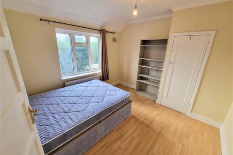 3 bedroom house to rent - Marvell Avenue, Hayes