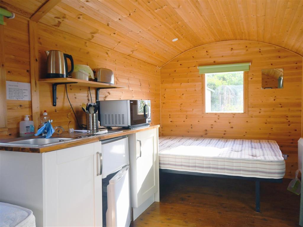 Shepherds Hut 3.jpg