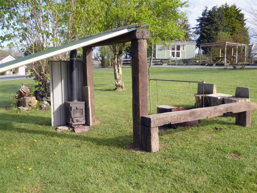 Fire pit.jpg