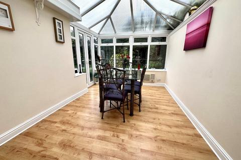 21 Ditchford Close, Wootton, Northampton, NN4 6AY