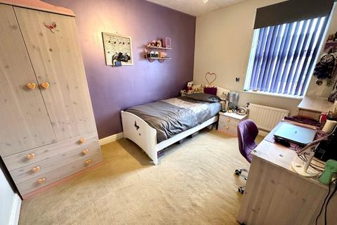 21 Ditchford Close, Wootton, Northampton, NN4 6AY