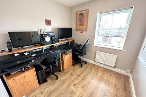 21 Ditchford Close, Wootton, Northampton, NN4 6AY
