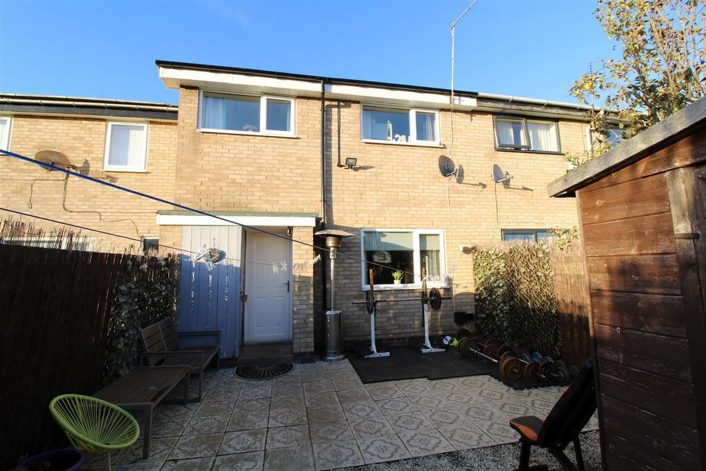 Abingdon Square, Eastfield Lea... 3 bed terraced house £112,500