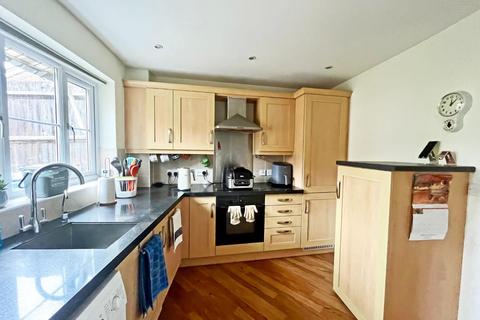 16 Badgers Den, Great Chart, Ashford, TN23 5LE