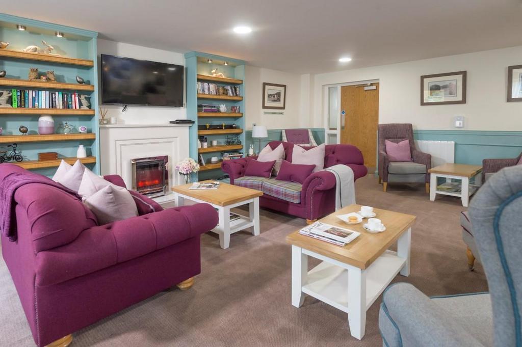 Chesterton Court- Resident's Lounge