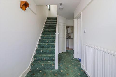 30 New Road, Broxbourne, EN10 7LW
