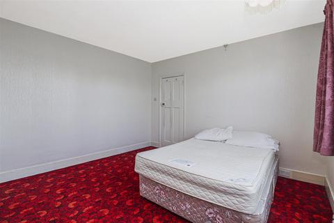 30 New Road, Broxbourne, EN10 7LW