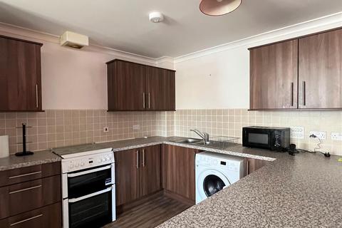 2 Mackerel Close, St Austell, PL25 4FB